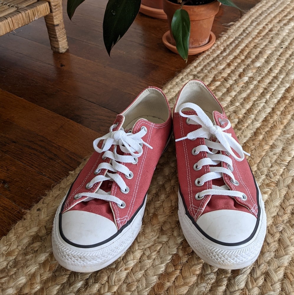 Red Low Top Converse - Picture 3 of 8